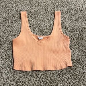 Women’s cropped tank